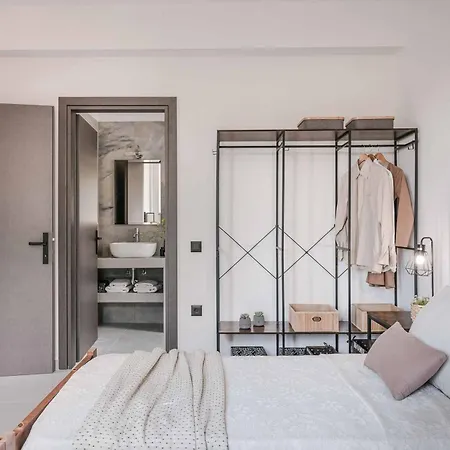 De Famelia فيلة *