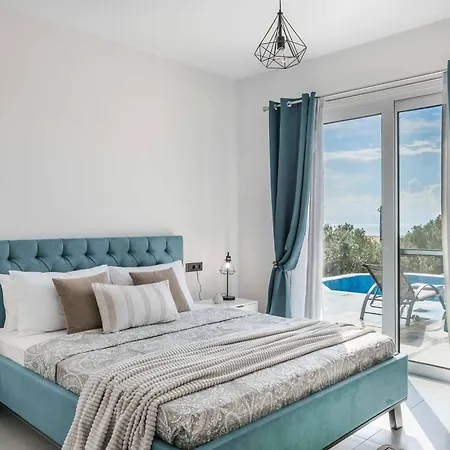 فيلة De Famelia *